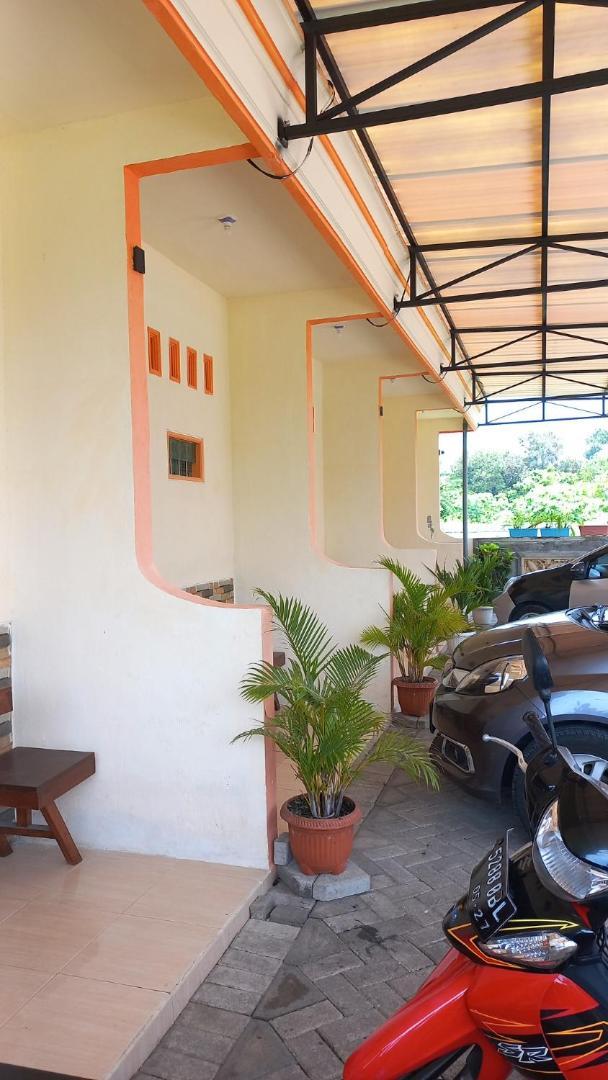 Angler Family Guest House Blitar Eksteriør billede